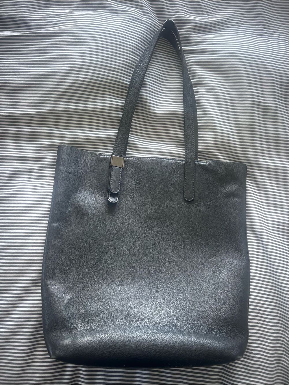 Everlane Black Leather Tote with Slim Shoulder Straps